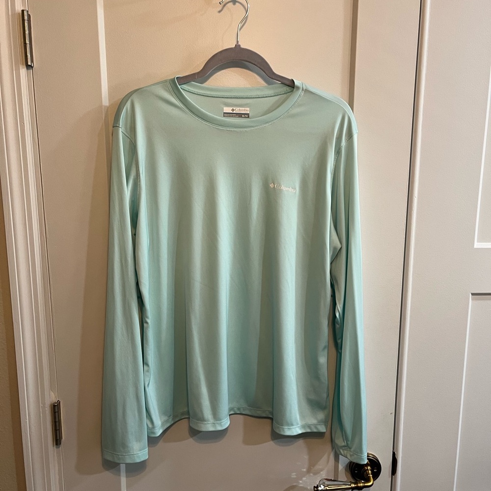 Columbia Men's Aqua Long Sleeve Tee